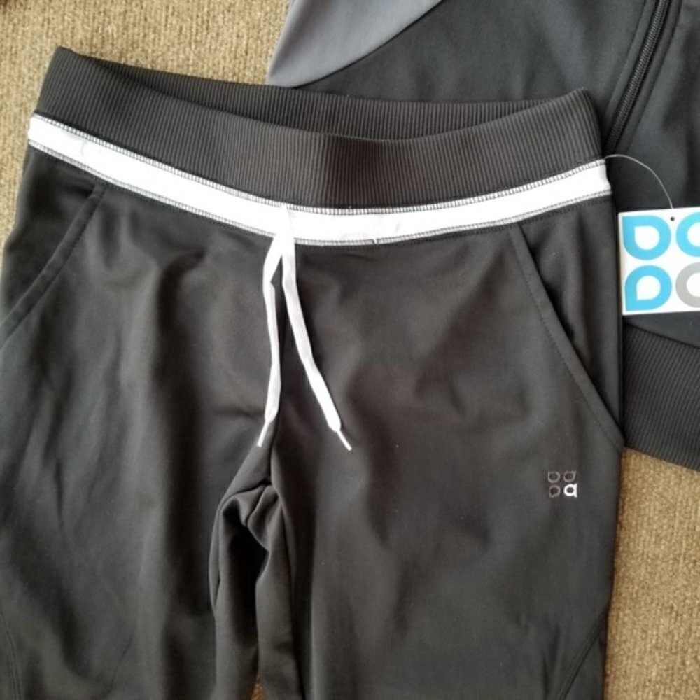 Actra performance wear (Top - M, Bottom - S) NWT - Picture 7 of 7